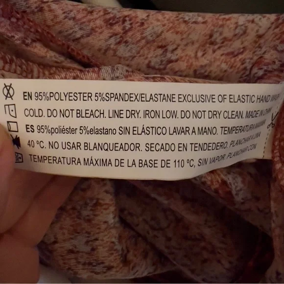 NEW Cheetah Print Velvet Crop Top - Picture 5 of 5